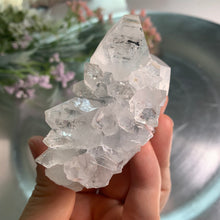 Load image into Gallery viewer, Top quality diamond apophyllite on blue calcedony 02