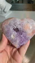 Load and play video in Gallery viewer, High quality - druzy pink amethyst druzy heart flower agate druzy heart