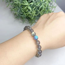 Load image into Gallery viewer, 7A level grey moonstone bracelet
