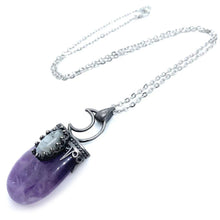 Load image into Gallery viewer, Oval shape vintage natural crystal necklace