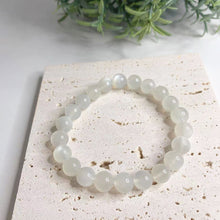 Load image into Gallery viewer, 7A level white moonstone bracelet