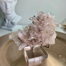 Load image into Gallery viewer, High quality - pink lemurian quartz cluster from Colombia
