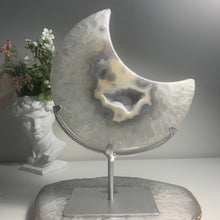 Load image into Gallery viewer, XL Cloud Cream Agate Moon Sculpture — Natural Crystal Slice on Stand
