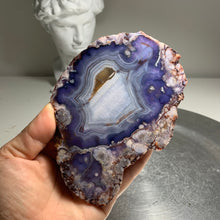 Load image into Gallery viewer, Blue flower agate slab/slice (natural color)
