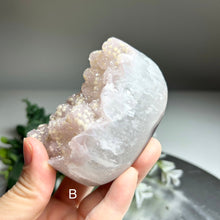 Load image into Gallery viewer, Top quality – Rainbow amethyst / lavender amethyst from Uruguay | Sparkly druzy surface
