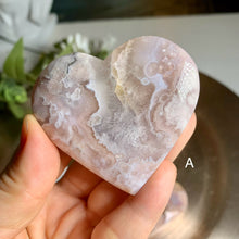 Load image into Gallery viewer, Top quality - pink flower agate heart
