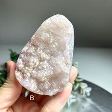 Load image into Gallery viewer, Top quality – Rainbow amethyst / lavender amethyst from Uruguay | Sparkly druzy surface
