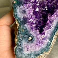 Load image into Gallery viewer, Rare - Uruguay amethyst geode with calcite and moss agate banding
