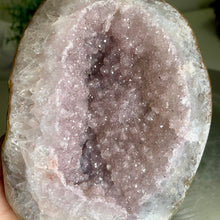 Load image into Gallery viewer, High quality - Uruguay sugary rainbow amethyst geode
