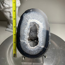 Load image into Gallery viewer, Top quality- Agate geode from Brazil  with sparkling druzy on the middle
