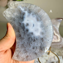 Load image into Gallery viewer, Top quality- Brazilian druzy agate moon ( free stand)
