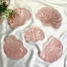 Load image into Gallery viewer, Rose quartz bowl/ rose quartz shell plate
