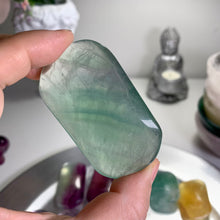 Load image into Gallery viewer, High quality - fluorite palm stone (blind pick)
