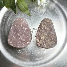 Load image into Gallery viewer, Top quality – Rainbow amethyst / lavender amethyst from Uruguay | Sparkly druzy surface
