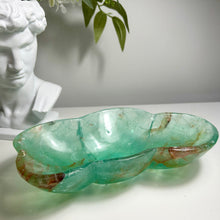 Load image into Gallery viewer, Large Green Fluorite Carved Cloud Bowl, High-Contrast Translucent Fluorite Tray, Statement Altar Decor, 9.5"
