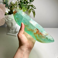 Load image into Gallery viewer, Large Green Fluorite Carved Cloud Bowl, High-Contrast Translucent Fluorite Tray, Statement Altar Decor, 9.5"
