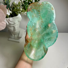 Load image into Gallery viewer, Large Green Fluorite Carved Cloud Bowl, High-Contrast Translucent Fluorite Tray, Statement Altar Decor, 9.5"
