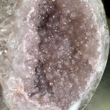 Load image into Gallery viewer, High quality - Uruguay sugary rainbow amethyst geode
