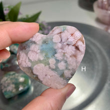 Load image into Gallery viewer, High quality - natural color green flower agate heart
