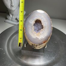 Load image into Gallery viewer, Top quality - Agate geode from Brazil
