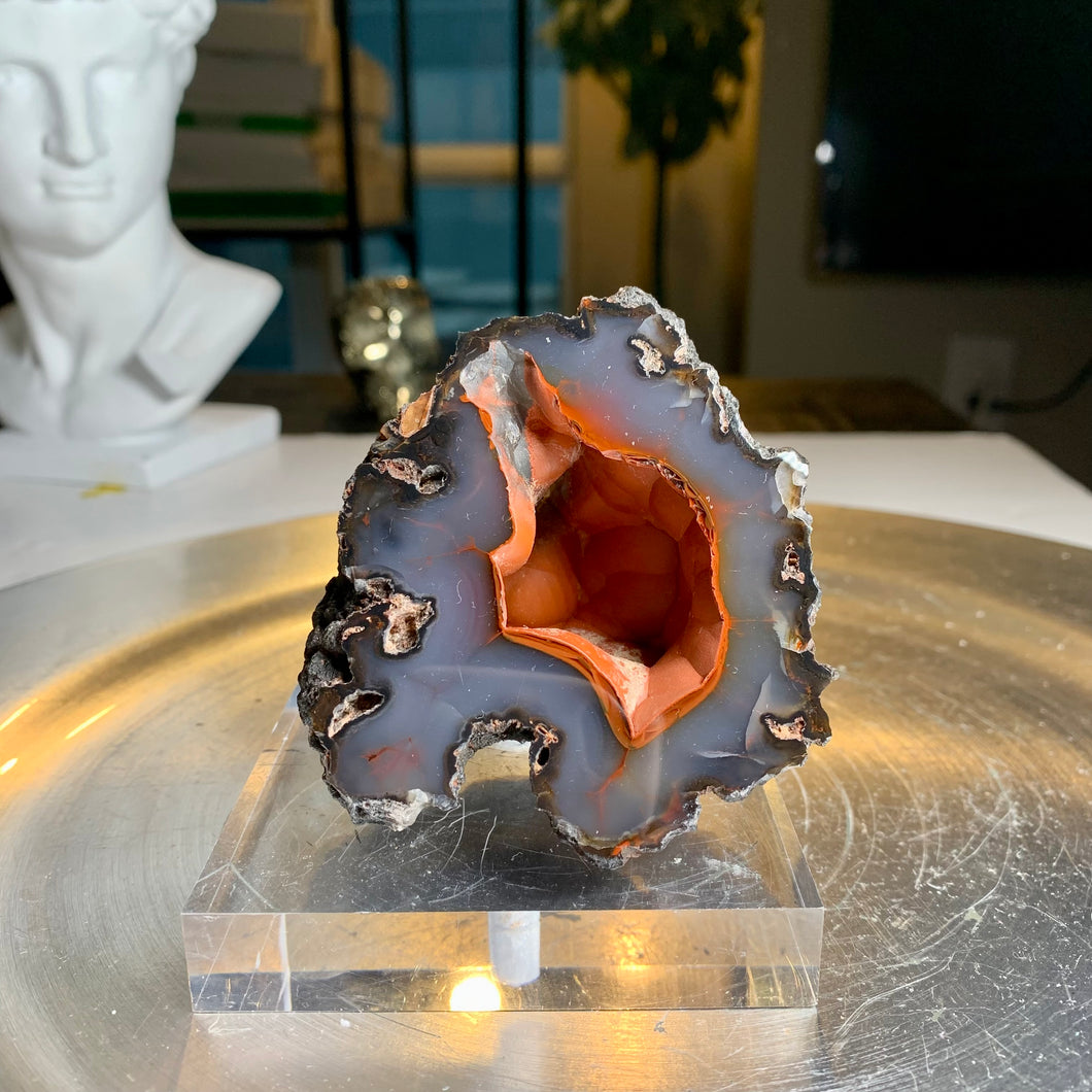 Rare - high quality Argentina red fox agate geode with UV reaction