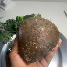 Load image into Gallery viewer, Top quality - sugary druzy rainbow amethyst / colorful amethyst from Uruguay
