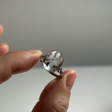 Load image into Gallery viewer, Ancient Water "Enhydro" Quartz Ring – S925 Sterling Silver One-of-a-Kind Jewelry
