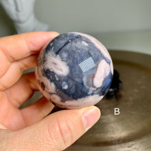 Load image into Gallery viewer, Rare - top quality blue flower agate sphere
