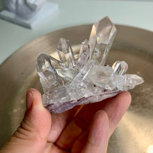 Load image into Gallery viewer, Lemurian quartz cluster from Colombia
