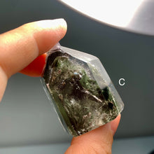 Load image into Gallery viewer, High quality garden quartz / phantom quartz
