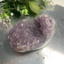 Load image into Gallery viewer, Rare - Top quality sugary druzy amethyst from Uruguay
