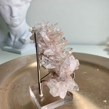 Load image into Gallery viewer, High quality - pink lemurian quartz cluster from Colombia
