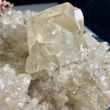 Load image into Gallery viewer, Rare - diamond apophyllite with stilbite - a collectible piece 03
