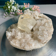 Load image into Gallery viewer, Rare - diamond apophyllite with stilbite - a collectible piece 03
