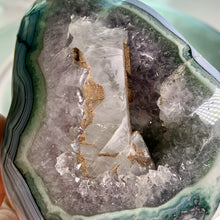 Load image into Gallery viewer, Rare - agate with amethyst teeth and calcite , blue bending on skin
