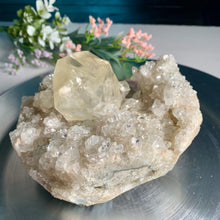 Load image into Gallery viewer, Rare - diamond apophyllite with stilbite - a collectible piece 03
