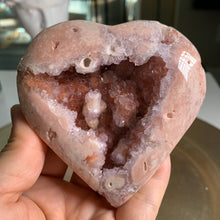 Load image into Gallery viewer, Rare found  - top quality druzy pink amethyst heart flower agate heart
