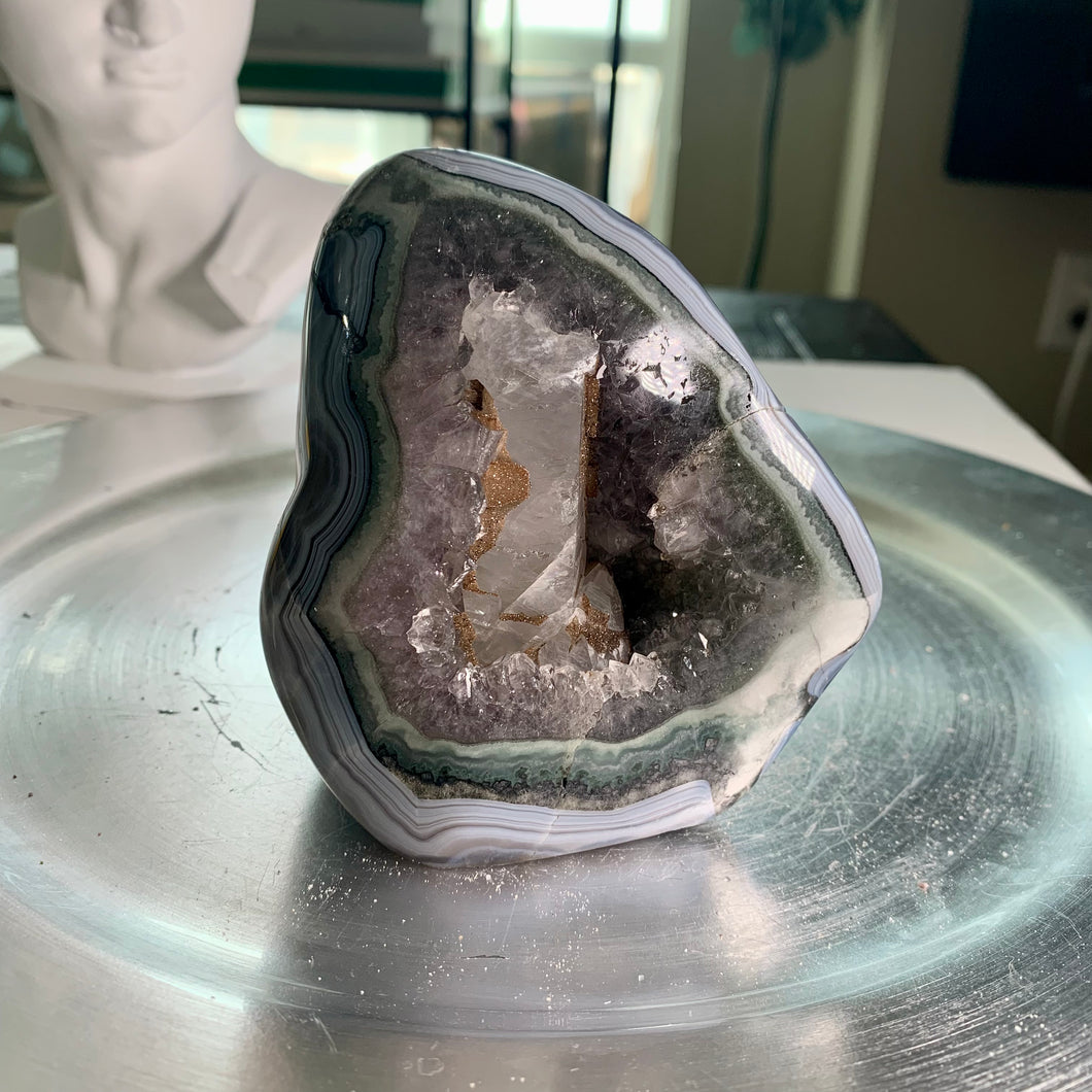 Rare - agate with amethyst teeth and calcite , blue bending on skin