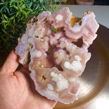 Load image into Gallery viewer, Top quality pink amethyst slab / slice
