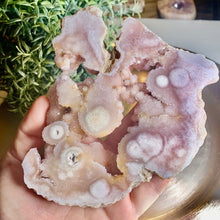 Load image into Gallery viewer, Top quality pink amethyst slab / slice

